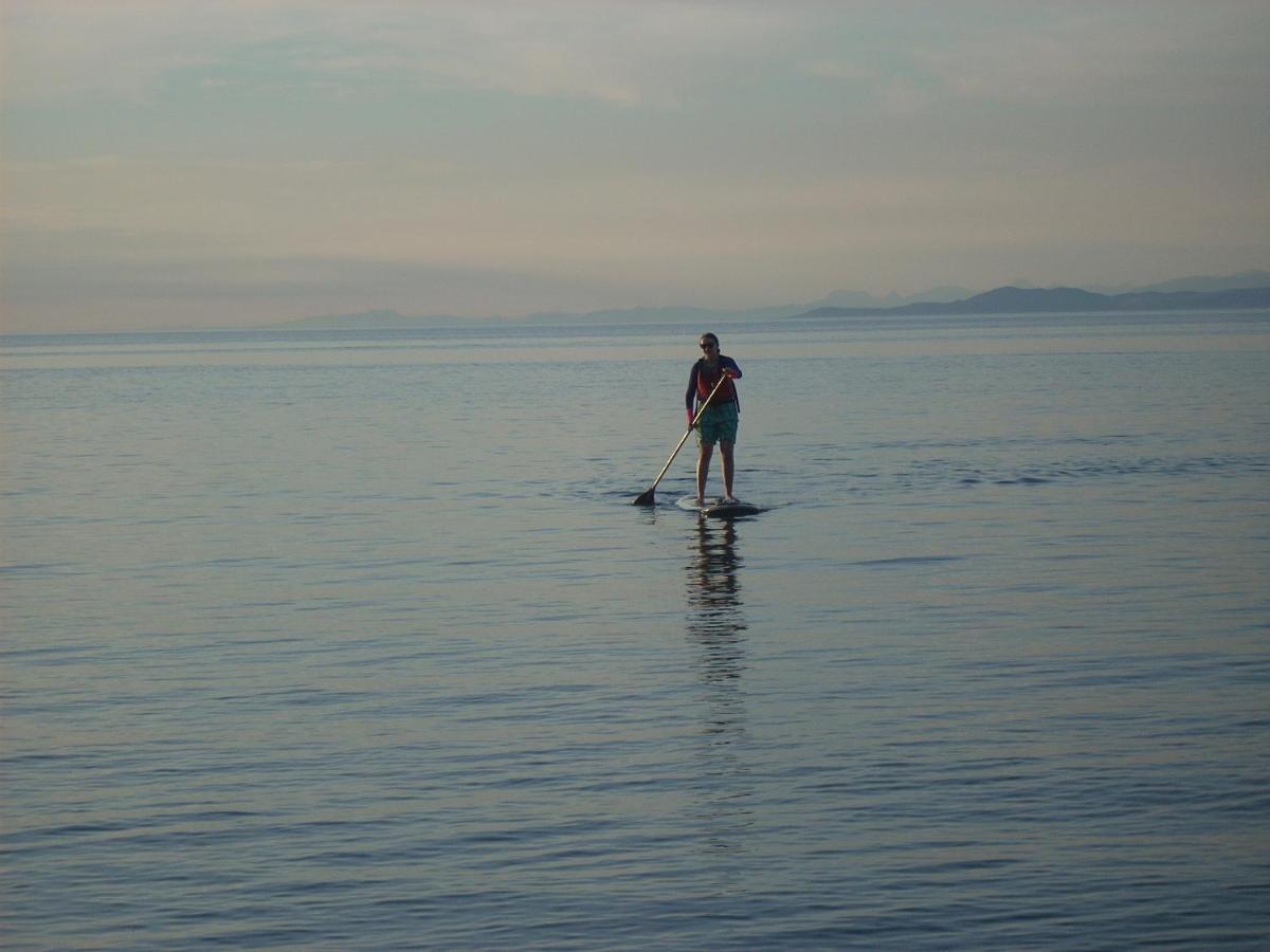 Bed and Breakfast At Nautica Tigh Private Keypad Entrances Qualicum Beach Exterior foto