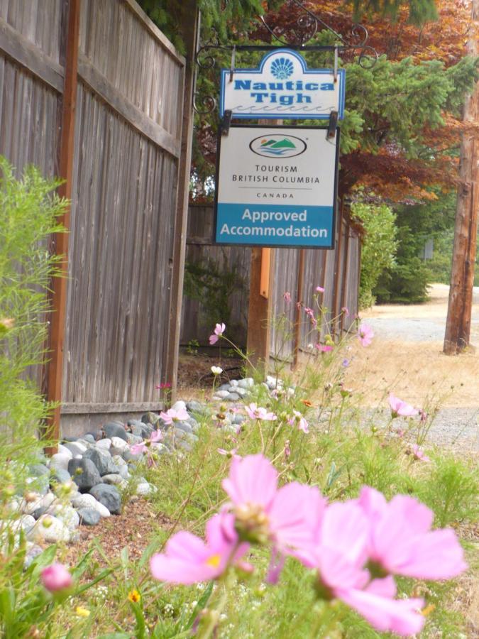 Bed and Breakfast At Nautica Tigh Private Keypad Entrances Qualicum Beach Exterior foto